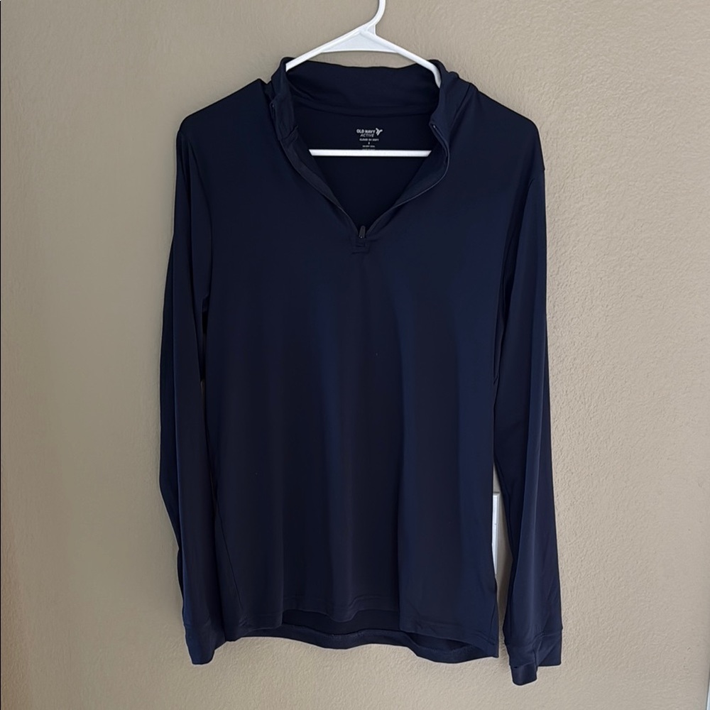 NWOT Old Navy Active Cloud 9 Navy Blue Long Sleeve Pullover